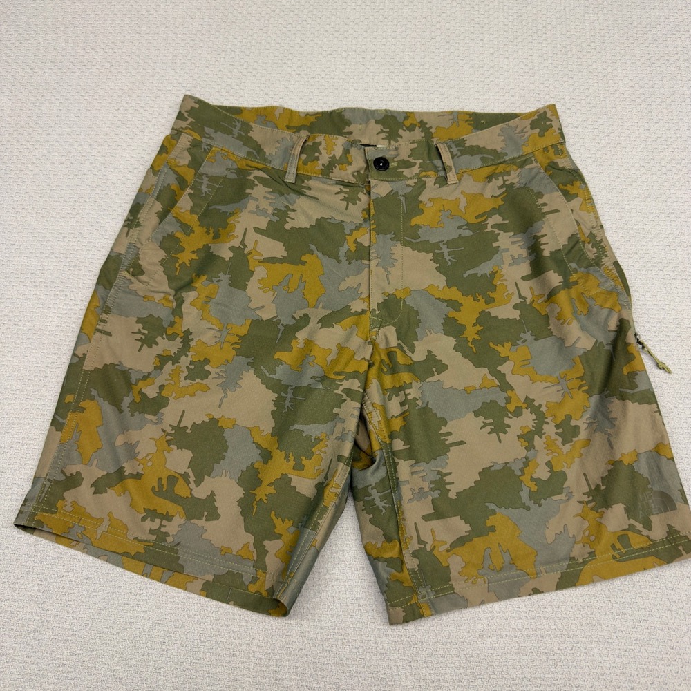 North Face Shorts Mens 34 Camo 9" Inseam Hiking Stretch Athleisure Outdoor